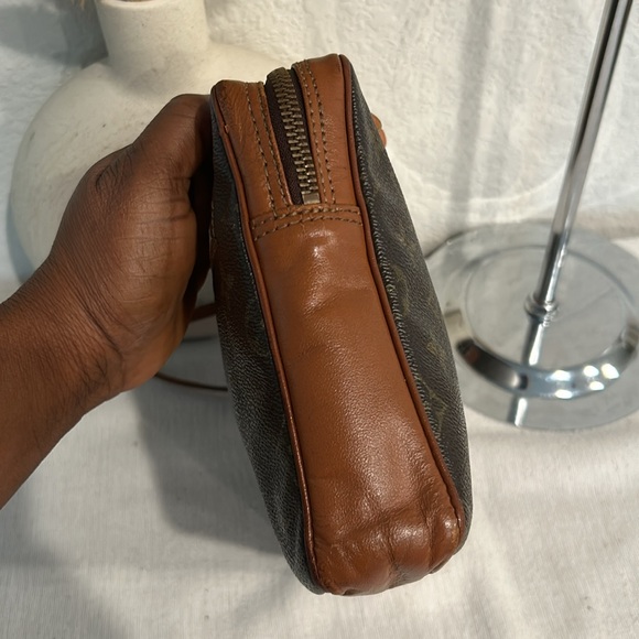 Louis Vuitton coated canvas pouchette Sport clutch - Picture 4 of 13